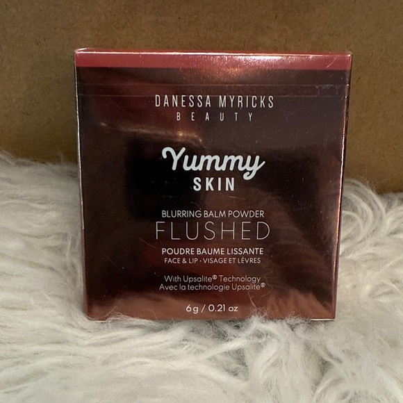 NWT- Danessa Myricks Yummy Skin Blurring Balm Powder - Picture 4 of 8